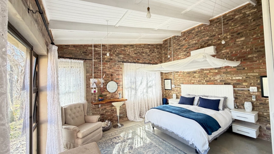 4 Bedroom Property for Sale in Viljoenskroon Rural Free State